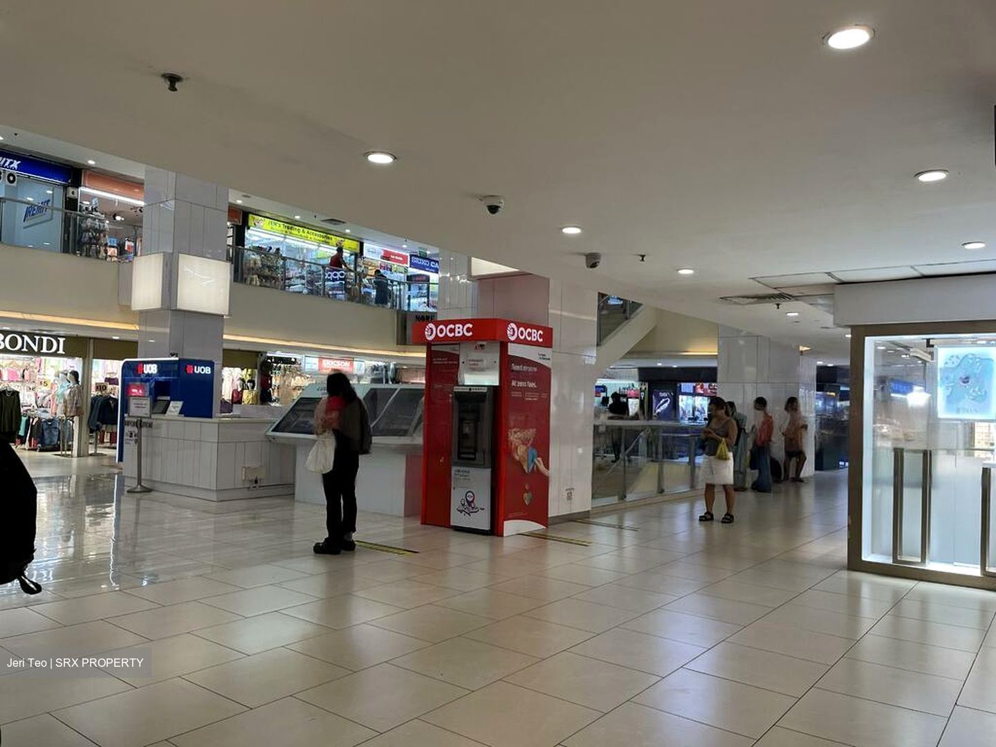 Lucky Plaza (D9), Shop House #464086171